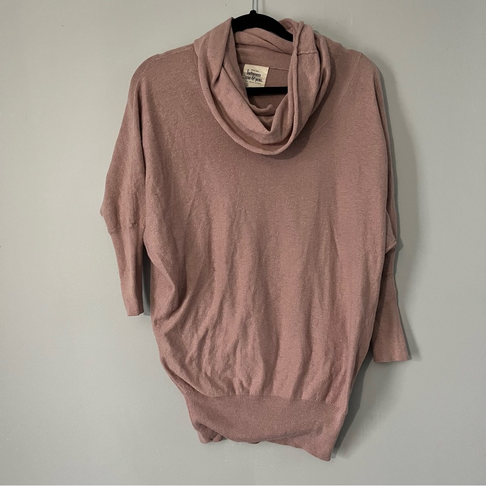 Between you & me light pink cowl neck sweater size small